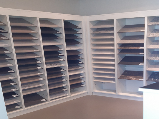 Showroom (monsterswand).jpg